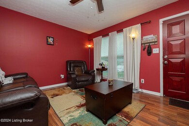 6813 Spourtland Dr, Louisville, KY 40228 - photo 5