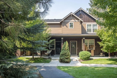 720 N Hindeman St, Sisters, OR 97759 - photo 2