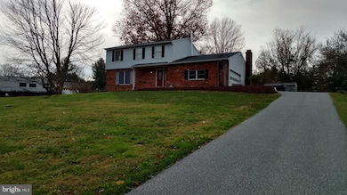 3982 Robin Hood Way, Sykesville, MD 21784 - photo 3