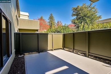 2057 Golden Rain Rd unit 4, Walnut Creek, CA 94595 - photo 2