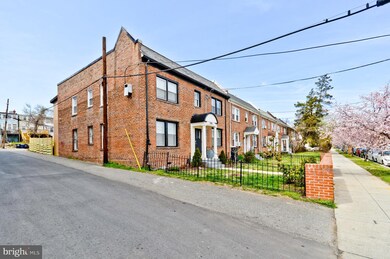 2900 8th St NE unit 4, Washington, DC 20017 - photo 2