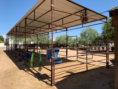 4 stall mare motel