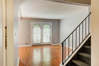 004_Foyer View