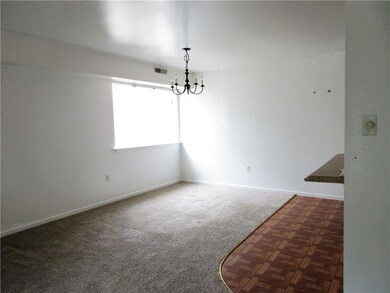 1554 Creekside Rd unit 2, Whitehall, PA 18052 - photo 6