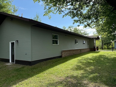 1682 State Highway 11 SE, Baudette, MN 56623 - photo 3