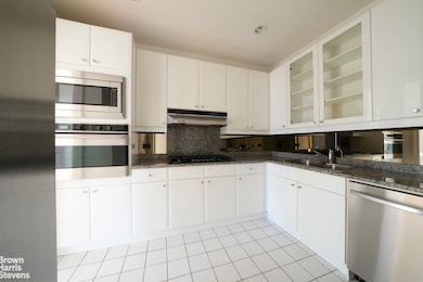 Trump World Tower unit 33D, New York, NY 10017 - photo 5