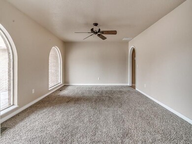 4812 NW 62nd Terrace, Oklahoma City, OK 73122 - photo 5