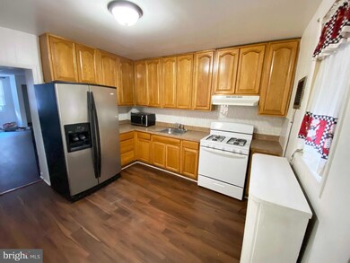 3027 Weikel St, Philadelphia, PA 19134 - photo 3