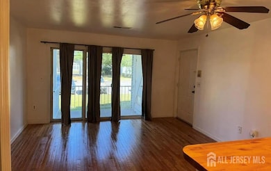 314 Edpas Rd, New Brunswick, NJ 08901 - photo 2