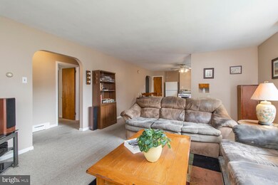 154 E Main St, Lansdale, PA 19446 - photo 5