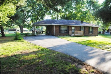 Large front yard!