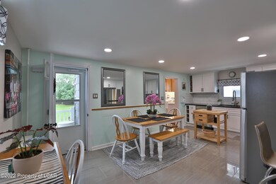 34 Saint James St, Wilkes Barre, PA 18705 - photo 3