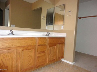 MSTR BATHROOM