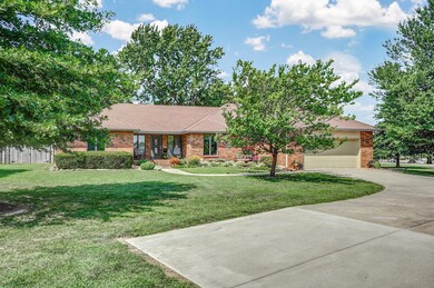 315 N Old Wilderness Rd, Nixa, MO 65714 - photo 2