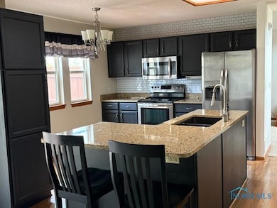 130 W Pinewood Ave, Defiance, OH 43512 - photo 4