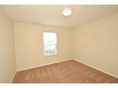 441 Pitch Pine Dr, Whiteland, IN 46184 - photo 5