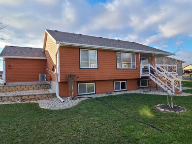 3705 Keystone Cir, Spirit Lake, IA 51360 - photo 2