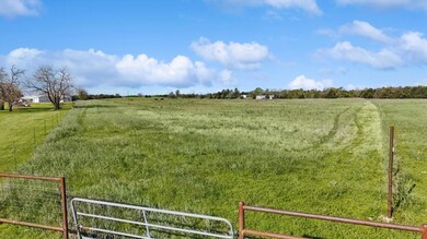 721 Sandusky Rd, Whitesboro, TX 76273 - photo 3