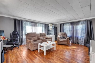 20 Charles St, Woburn, MA 01801 - photo 6