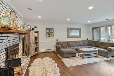 1215 Cardinal Dr, Algonquin, IL 60102 - photo 7