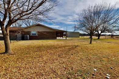 7665 Reed Rd, Azle, TX 76020 - photo 4