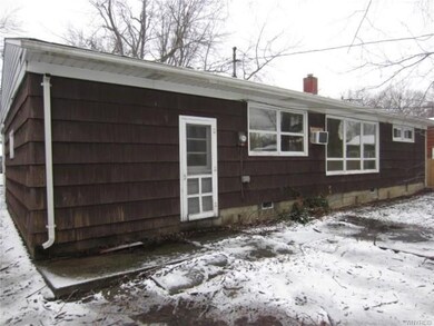 809 Meadowbrook Dr, North Tonawanda, NY 14120 - photo 4