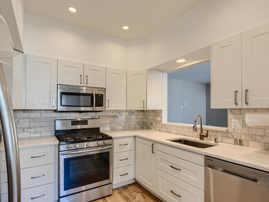 320 Emerald Ln unit 12/4, Algonquin, IL 60102 - photo 2