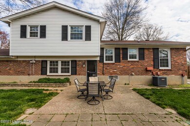 9200 Waltlee Rd, Louisville, KY 40291 - photo 2