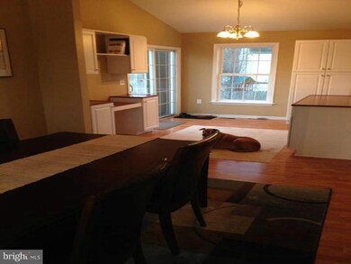 805 Moorefield Dr, Ruther Glen, VA 22546 - photo 6