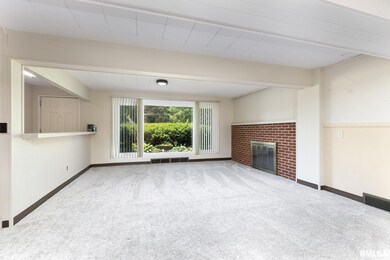 2325 Olympia Dr, Bettendorf, IA 52722 - photo 6