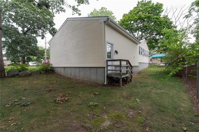 130 Anson Dr, Riverside, RI 02915 - photo 6
