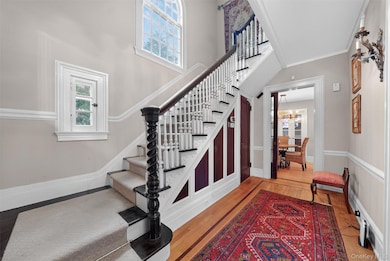 13 Garfield Place, Poughkeepsie, NY 12601 - photo 5