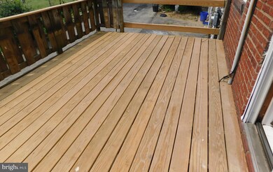 6816 Clover Ln, Upper Darby, PA 19082 - photo 5