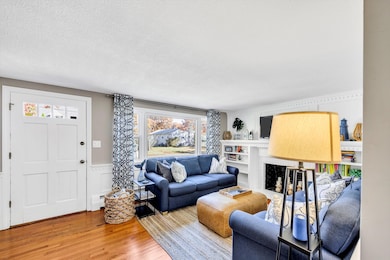 15 Pershing Dr, East Falmouth, MA 02536 - photo 3