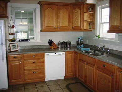 196 Homestead Ave, Albany, NY 12206 - photo 7