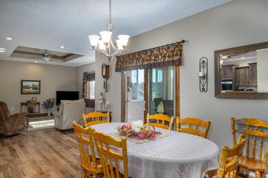 561 E Katella-16