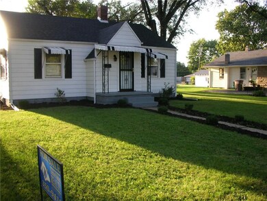 92 S Brooks St, Columbus, IN 47201 - photo 3