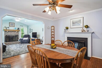 5824 Miriam Dr, Sykesville, MD 21784 - photo 6