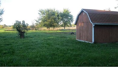 2694 Devils Hole Rd, Pemberville, OH 43450 - photo 4