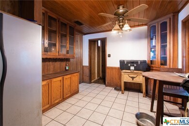 917 & 919 County Road 4810, Copperas Cove, TX 76522 - photo 6