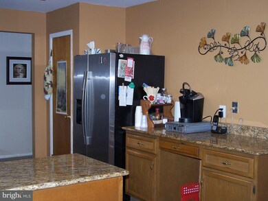 599 Sunset Ave, Maple Shade, NJ 08052 - photo 3