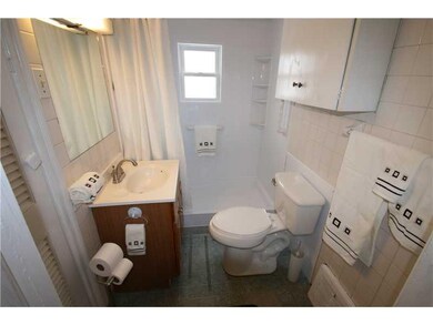 Full Bath.