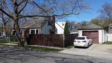 139 Jefferson St, Staten Island, NY 10304 - photo 3