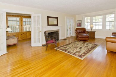 2436 Bexley Park Rd, Columbus, OH 43209 - photo 6