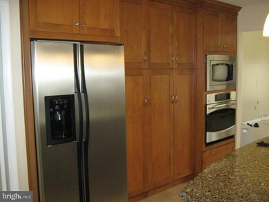 9536 Meadows Farms Dr, Owings Mills, MD 21117 - photo 7