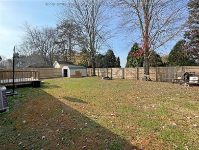 130 Timberlake Cir, Scott Depot, WV 25560 - photo 6