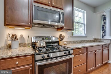 23717 Gambrel Oak Ct, California, MD 20619 - photo 7