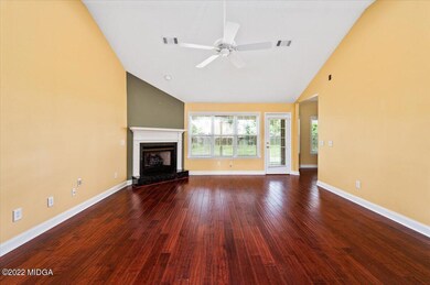 303 Bellemeade Cir, Warner Robins, GA 31088 - photo 4