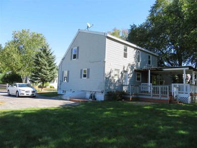 110 Crescent Rd, Manchester, NH 03103 - photo 3