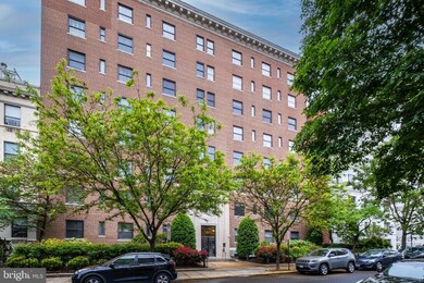 Le Bourget unit 802, Washington, DC 20008 - photo 4